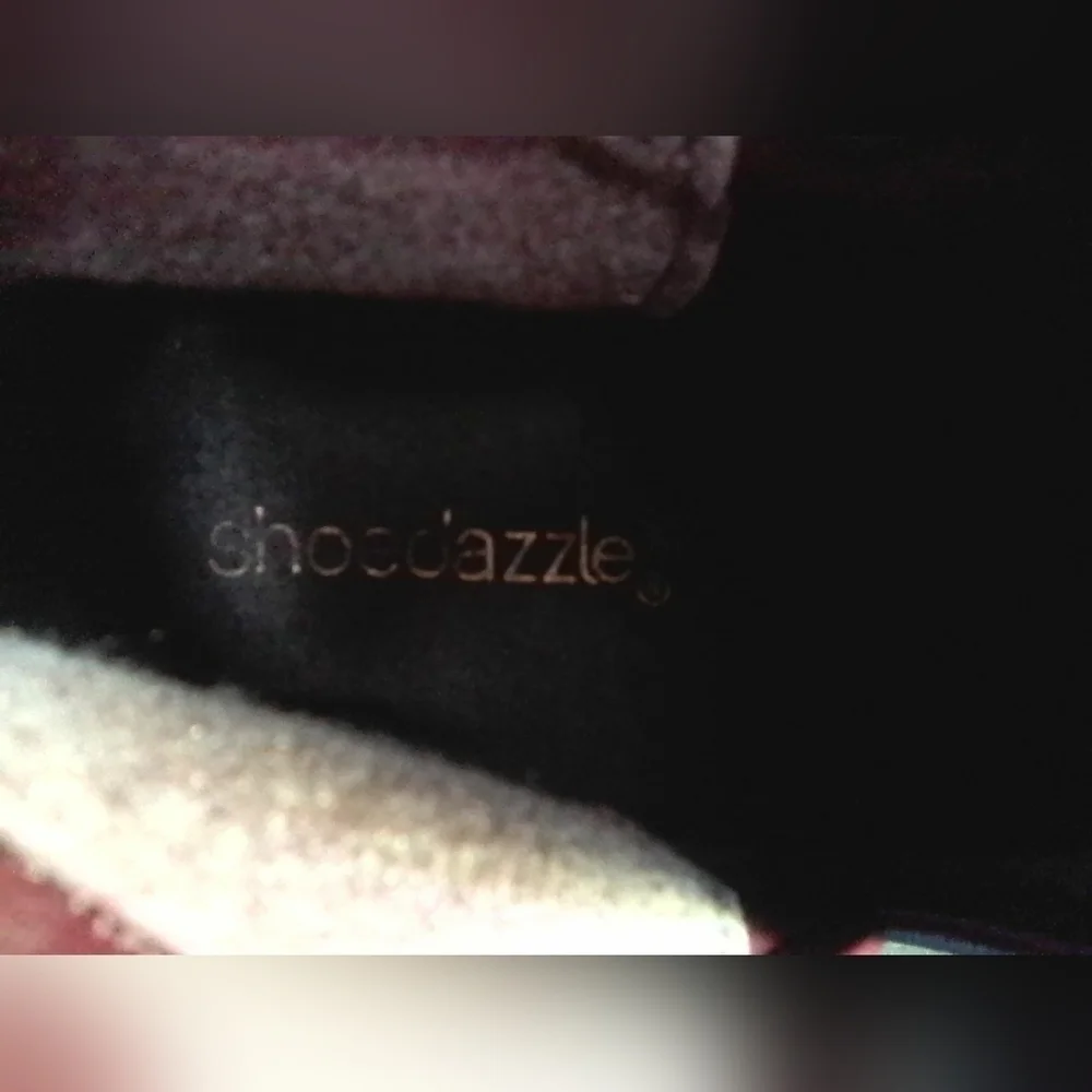 New . Box broke..Shoedazzle boots